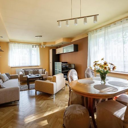 Apartament Przy Parku Kudowa-Zdroj Dış mekan fotoğraf